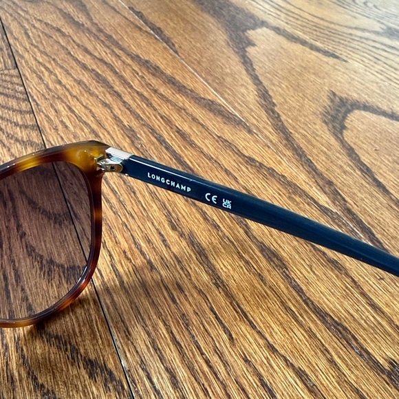 Longchamp tortoise sunglasses - Picture 4 of 5